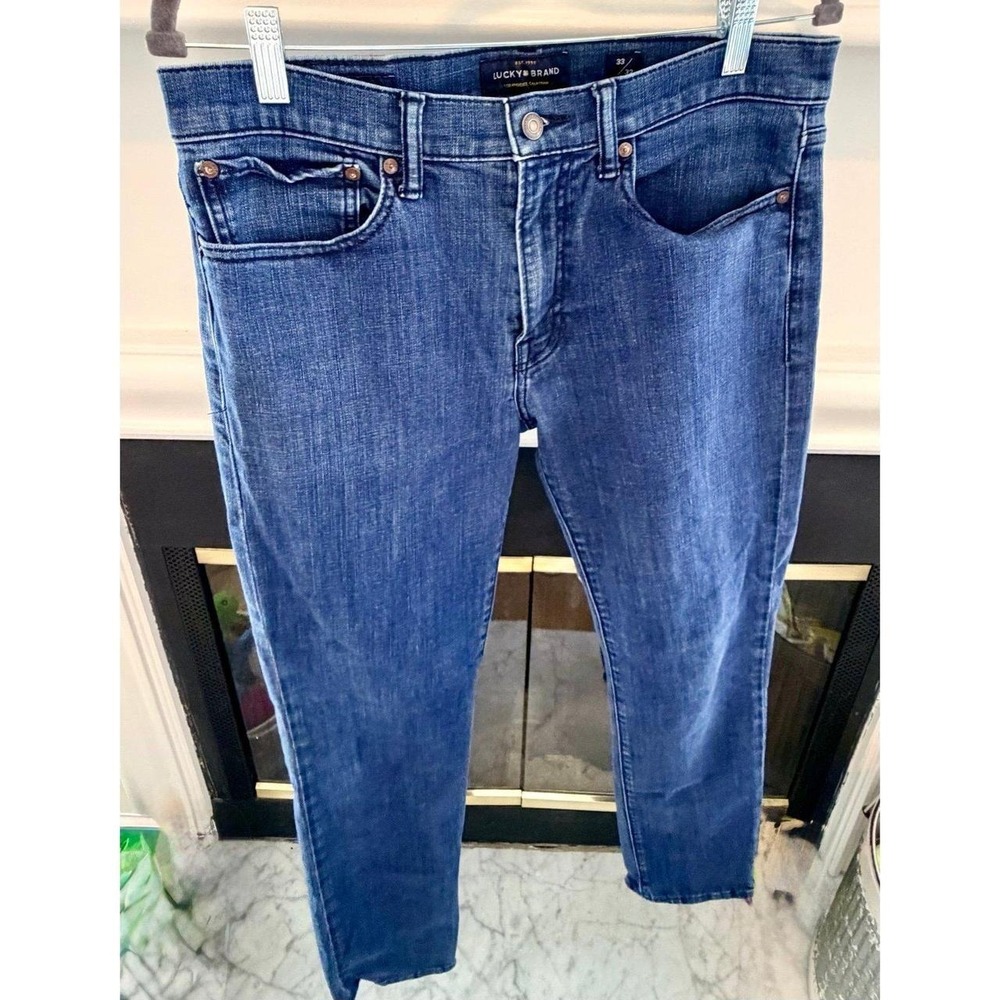 Men's Lucky Brand 121 Slim Straight Jeans 33"x 32" Excellent used condition